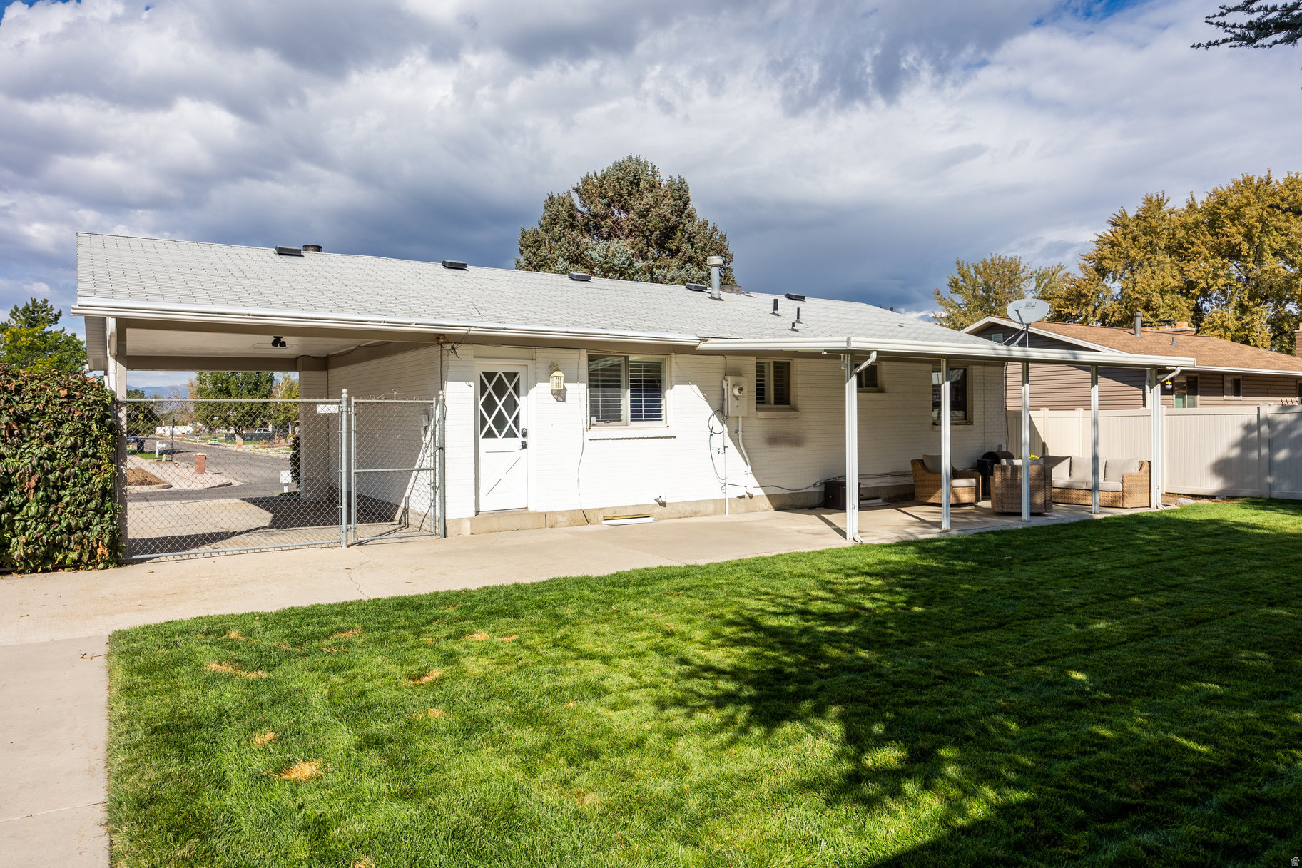 WHITE CITY - Residential