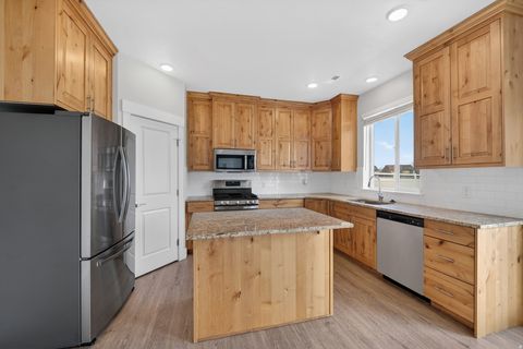 Tiny photo for 2002 WREN CIR, Logan, UT 84339 (MLS # 2141613)
