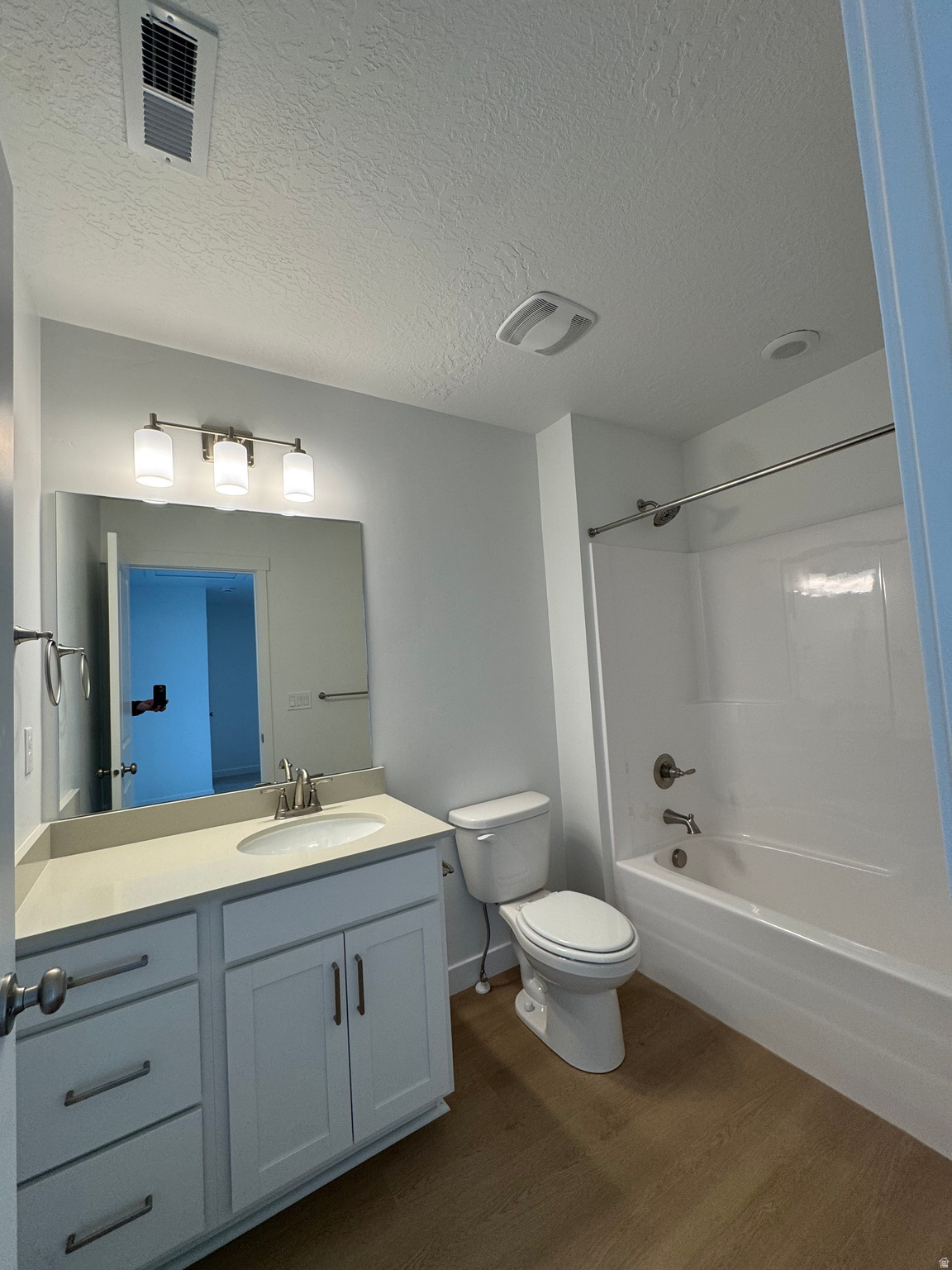 TRAILSIDE - Residential
