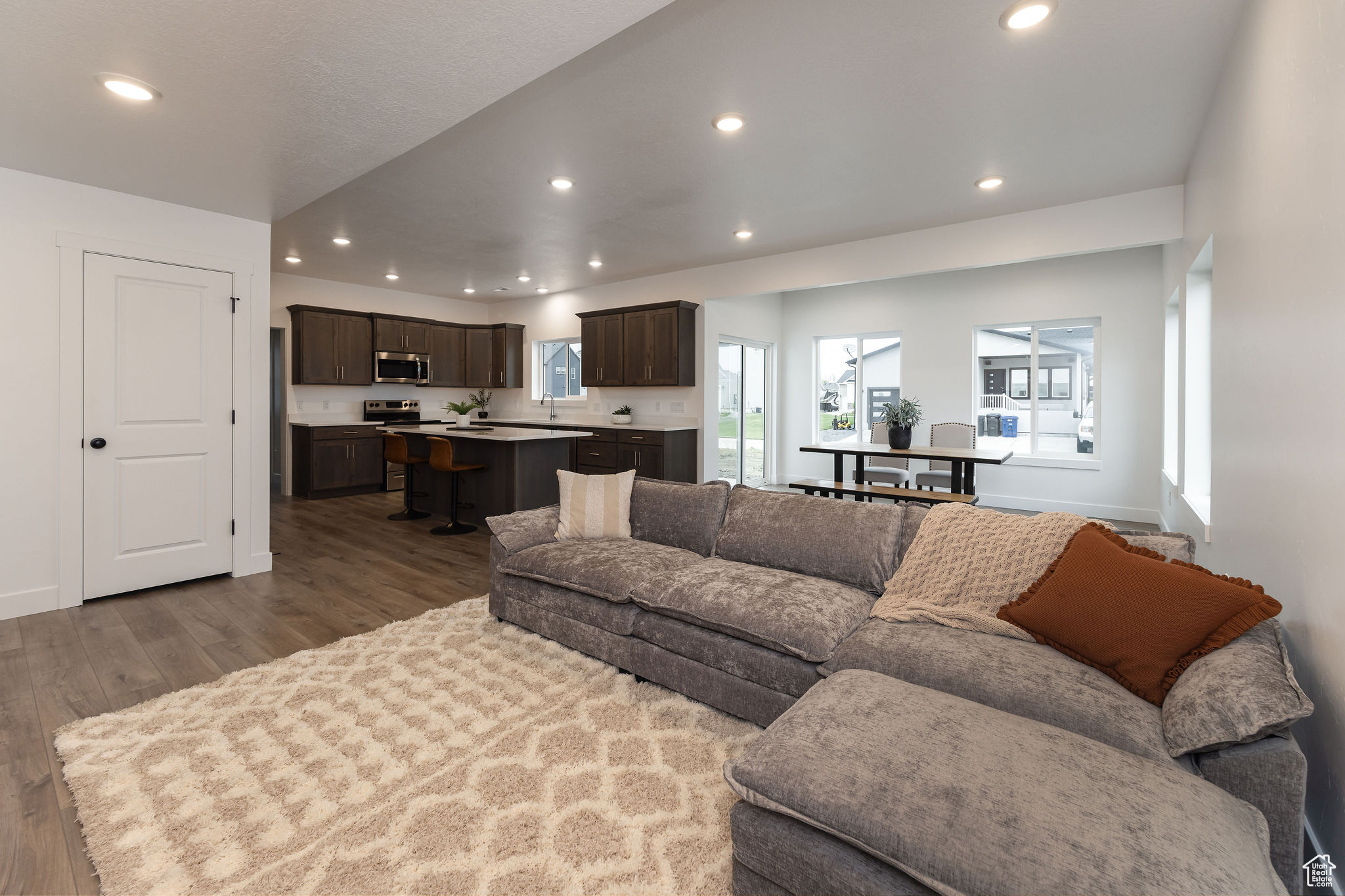 626 W 20, Hyrum, Utah image 2