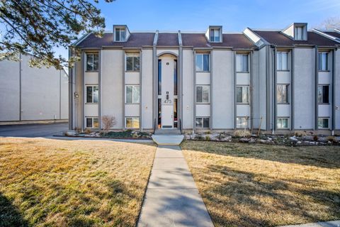 Photo of 475 E CREEKSIDE CIR S #F, Murray, UT 84107 (MLS # 2133113)