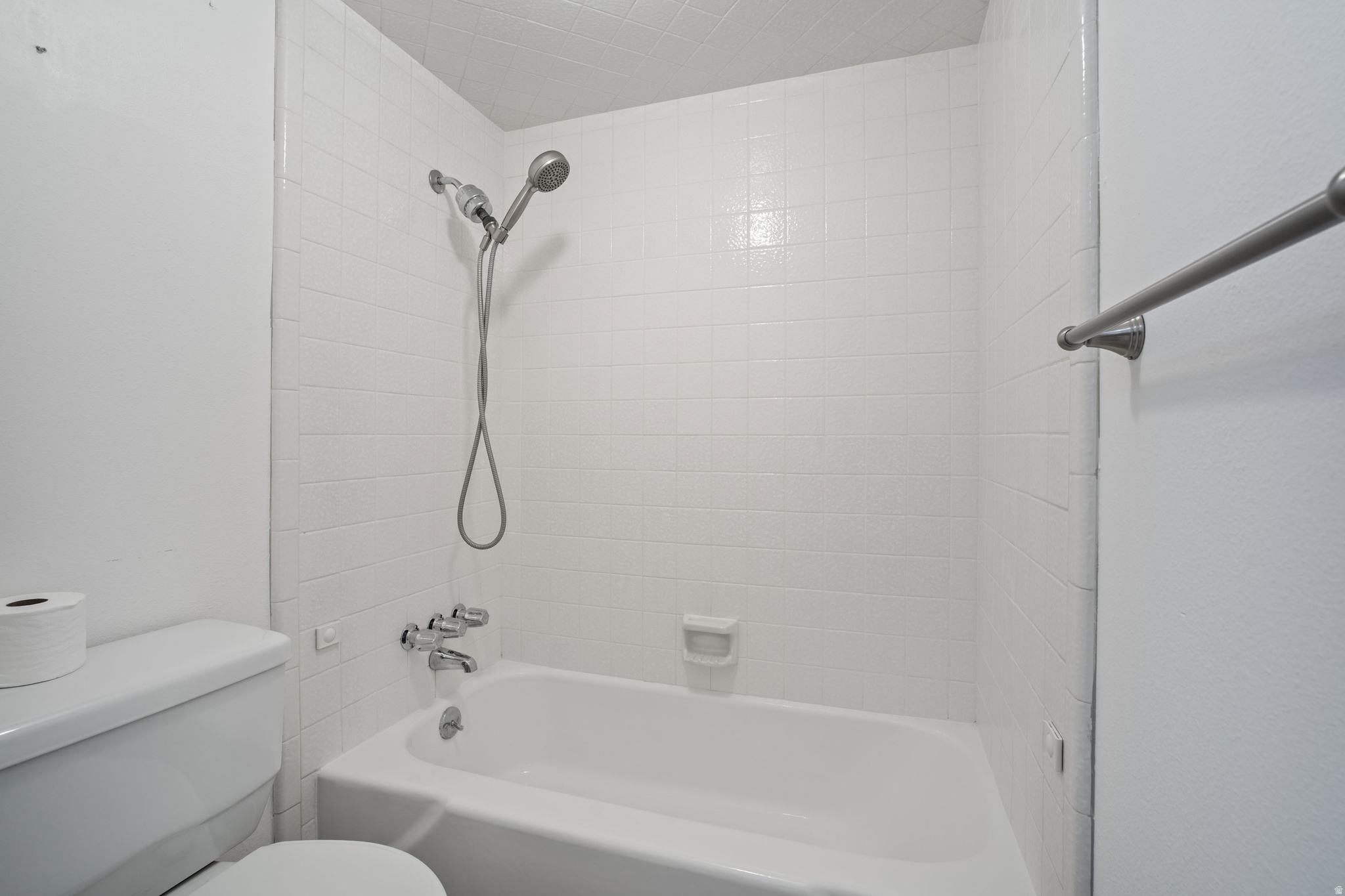 WILLOWBROOK - Residential