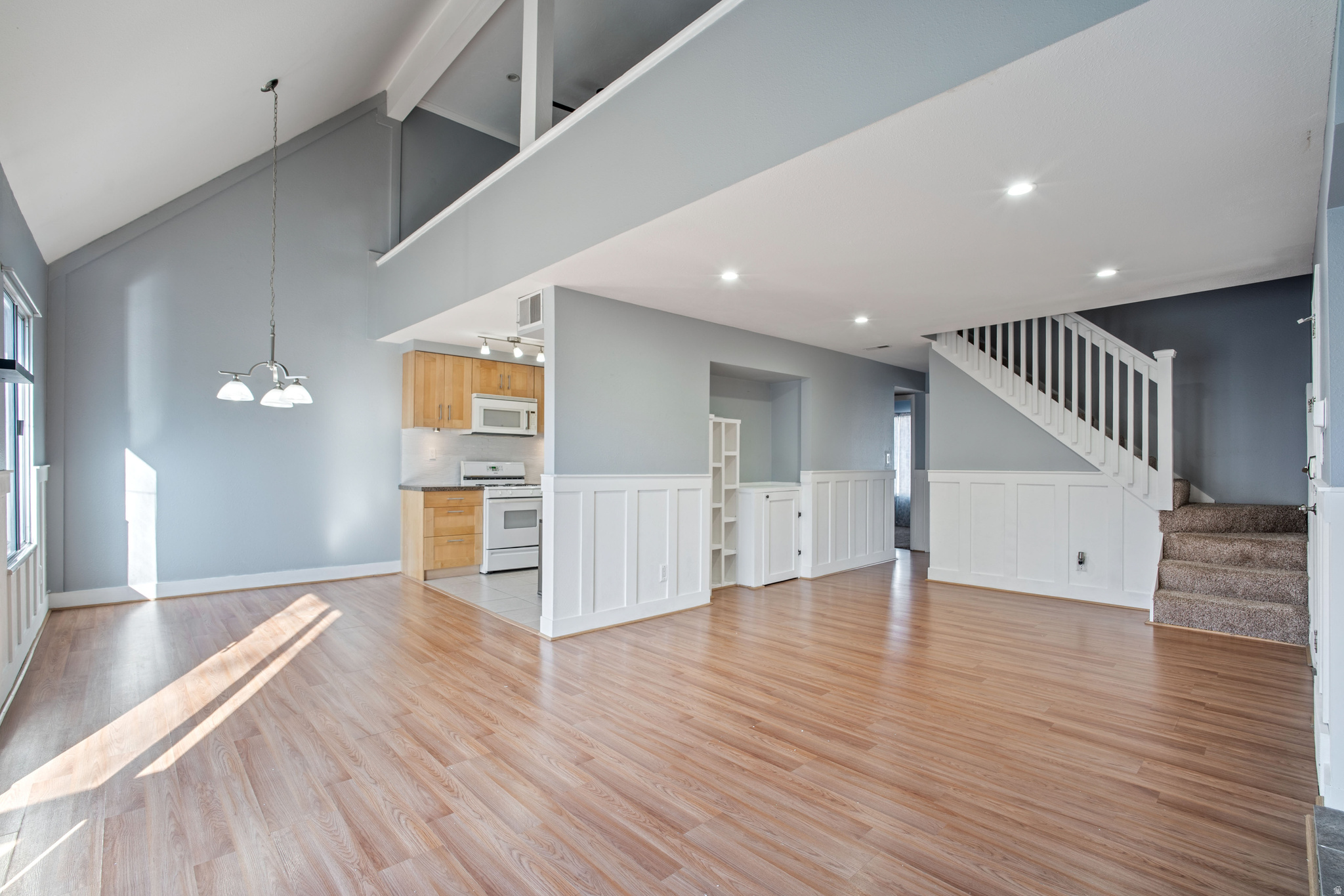 WILLOWBROOK - Residential