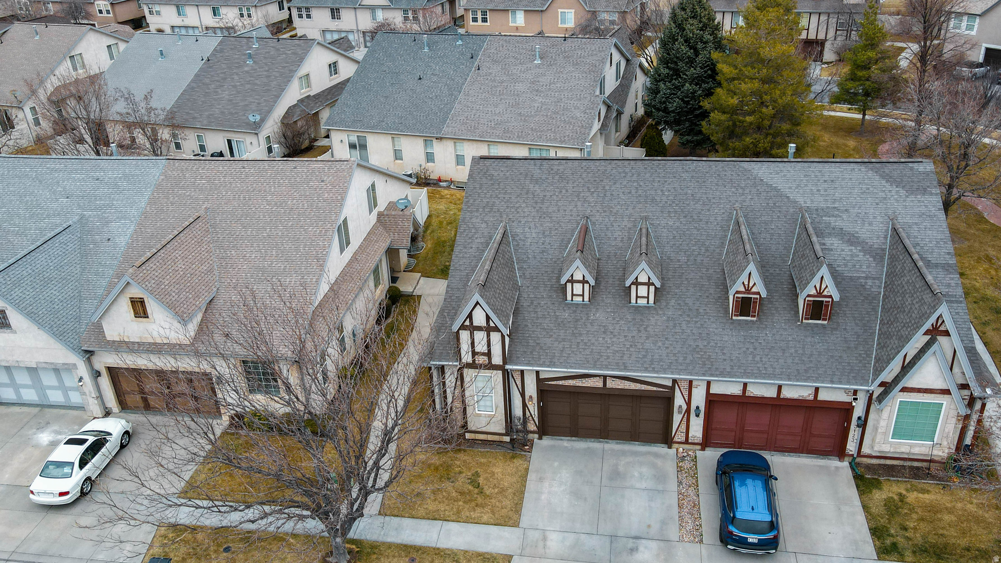 SOMERSET VILLAGE - Residential