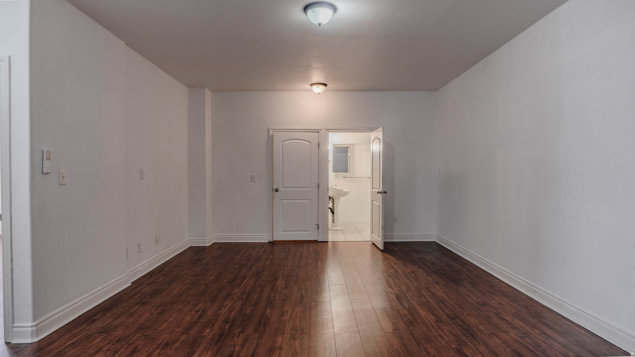 SOMERSET VILLAGE - Residential