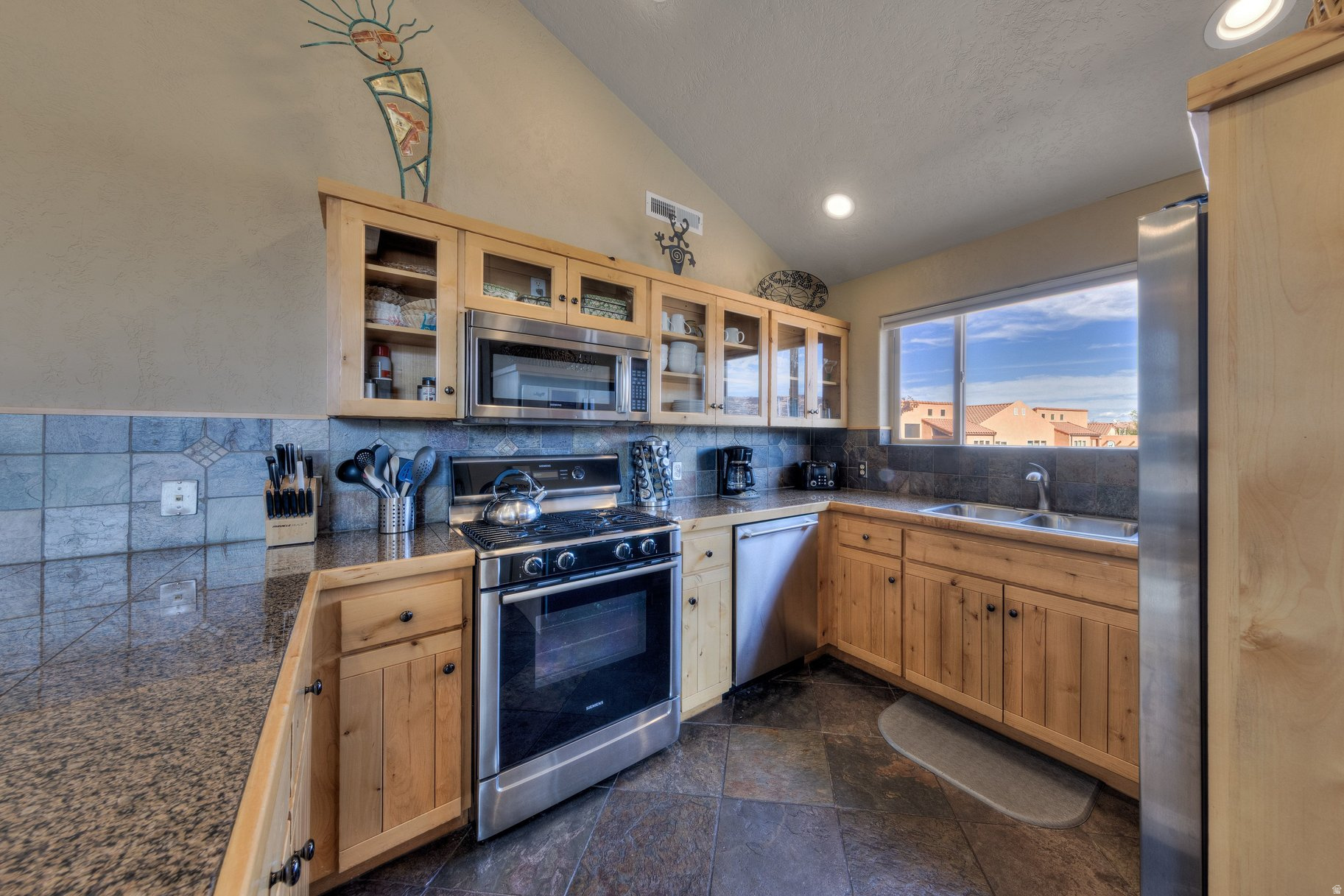 RIM VILLAGE - Residential