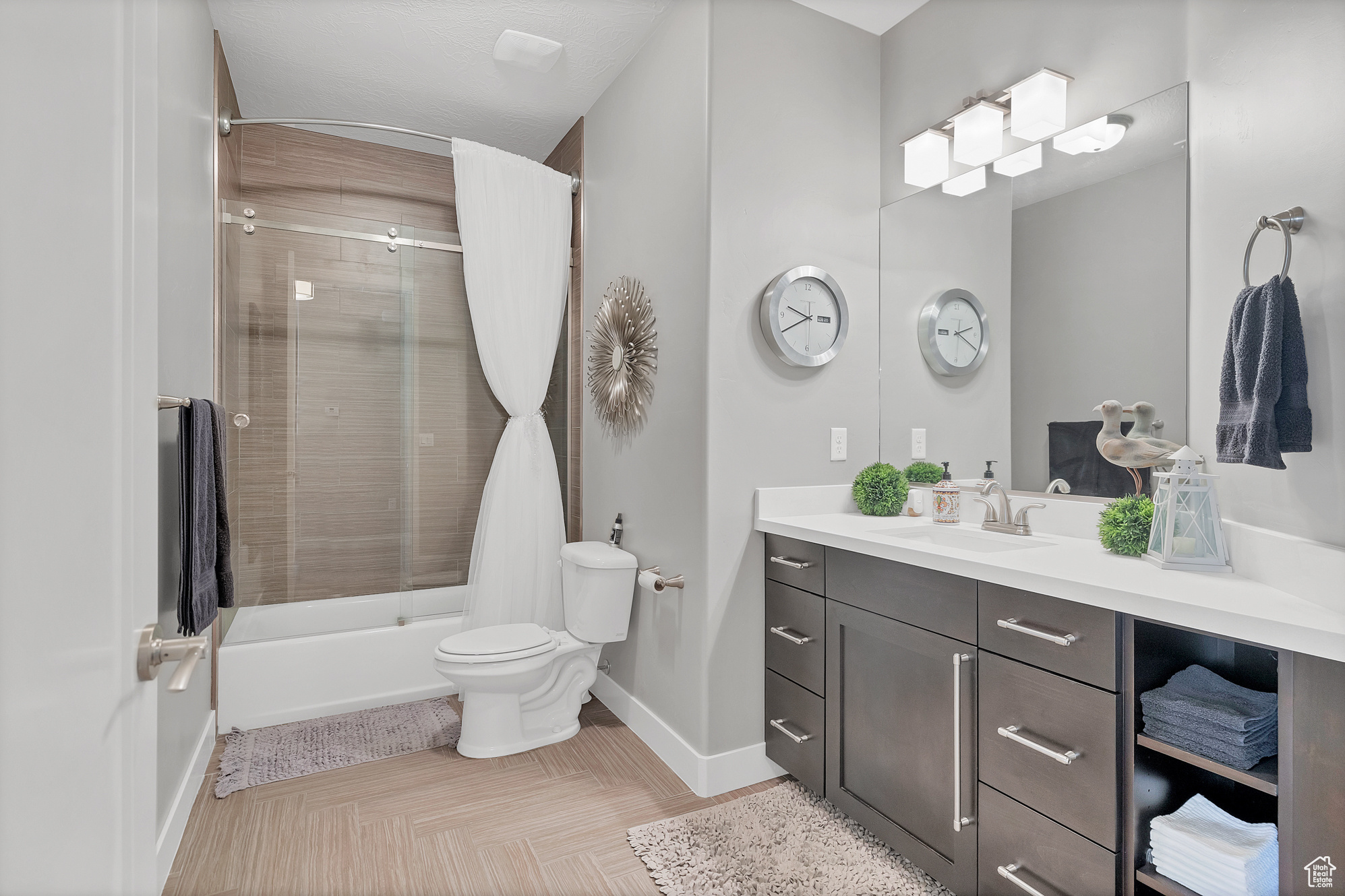 PELICAN HILLS CONDO - Residential