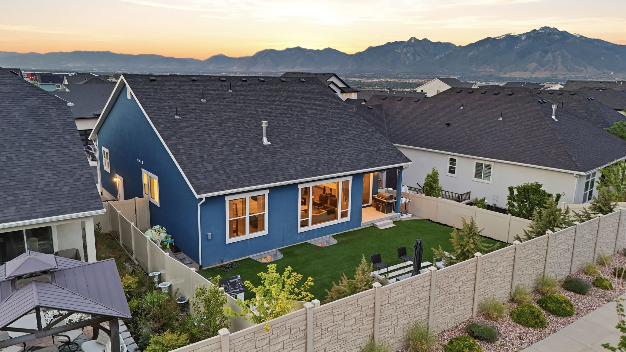 JUNIPER - Residential