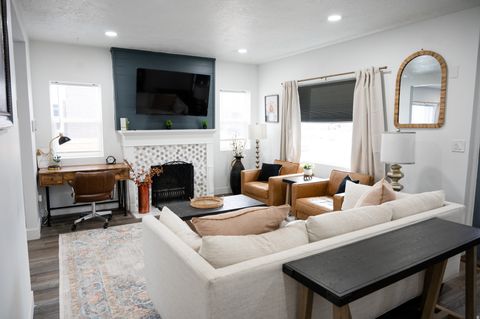 Photo of 713 E KENSINGTON AVE S, Salt Lake City, UT 84105 (MLS # 2134933)