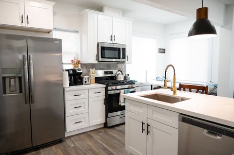 Tiny photo for 713 E KENSINGTON AVE S, Salt Lake City, UT 84105 (MLS # 2134933)