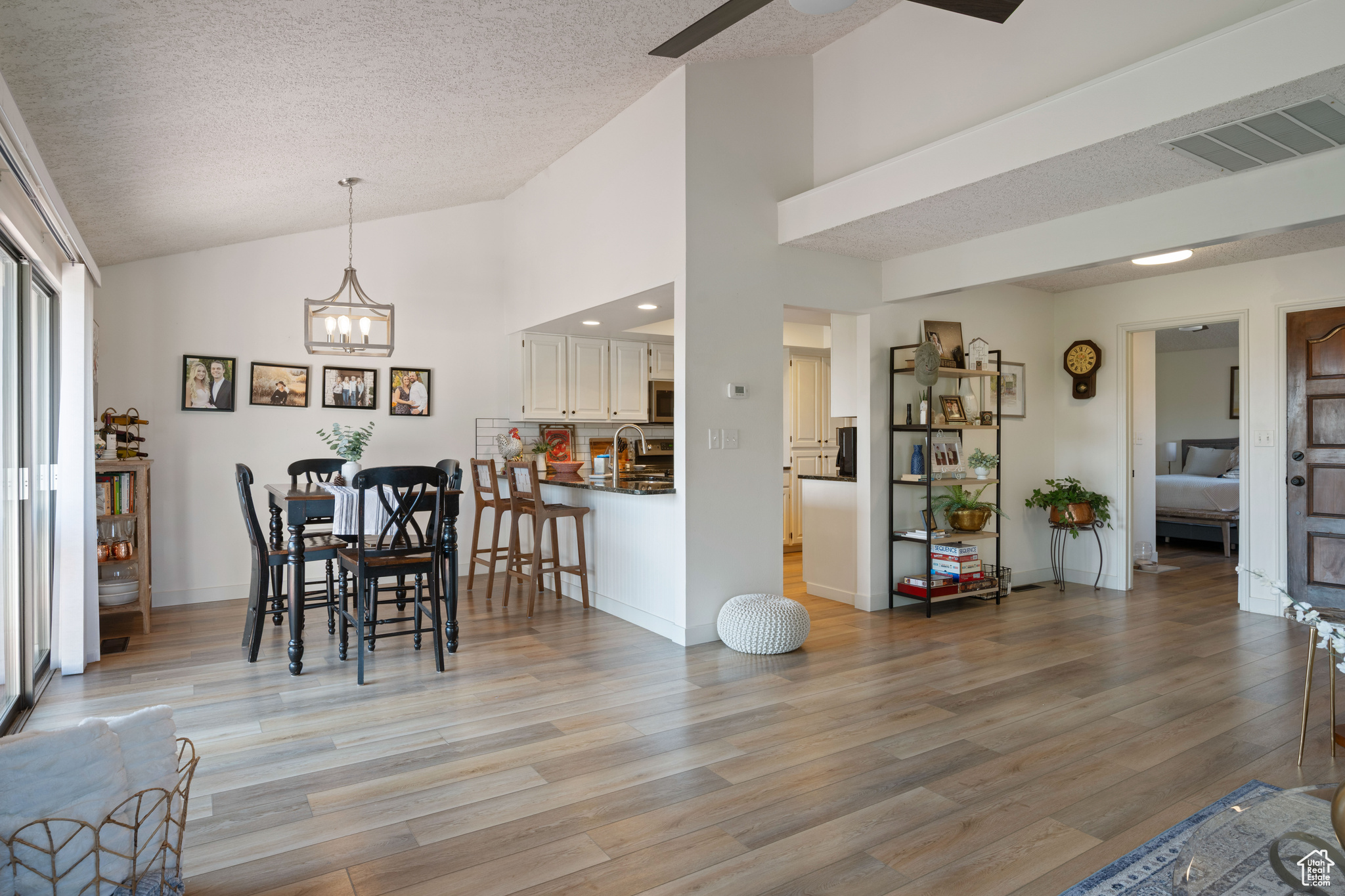 TONAQUINT INDIAN HILLS - Residential