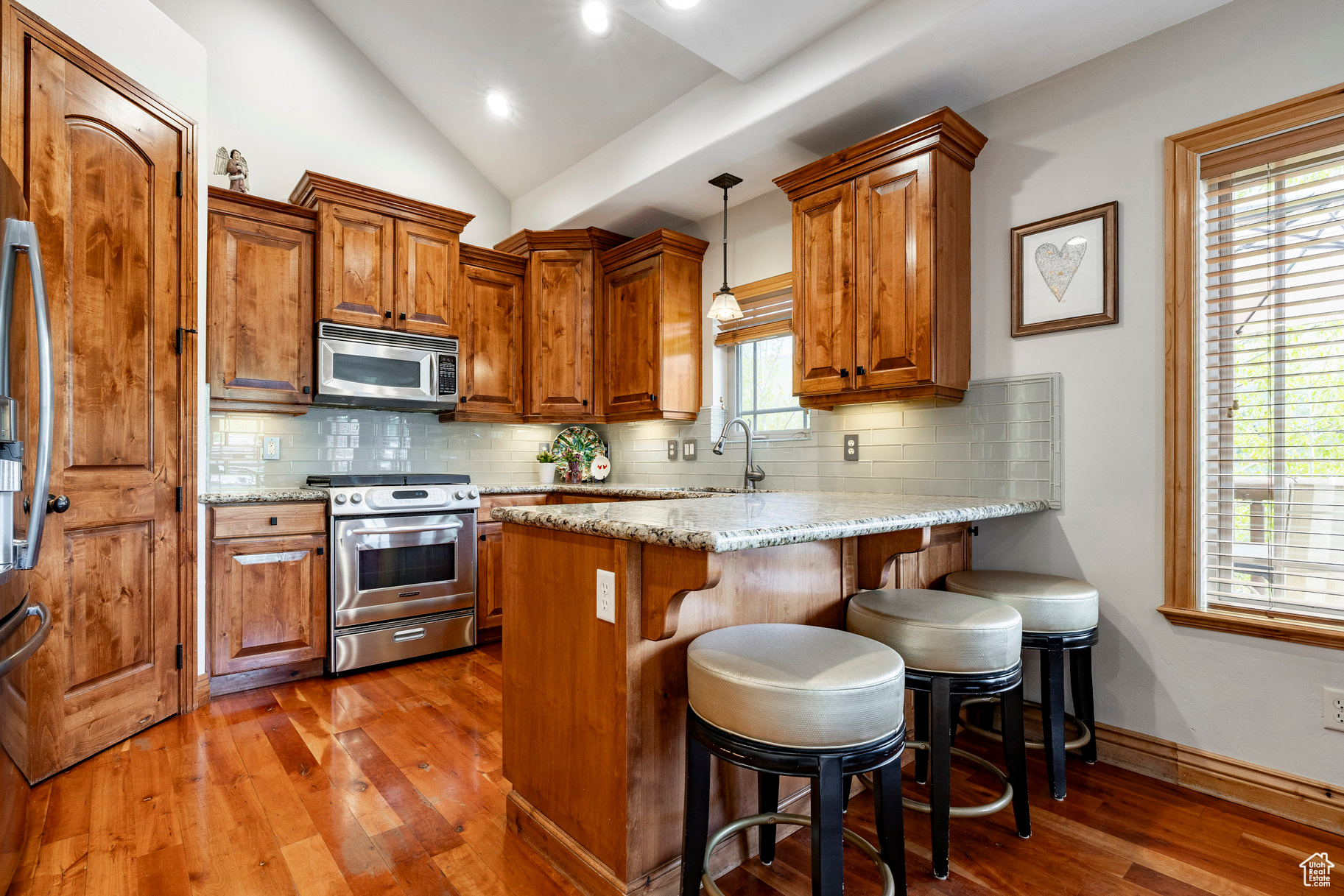 CANYON LINKS - Residential