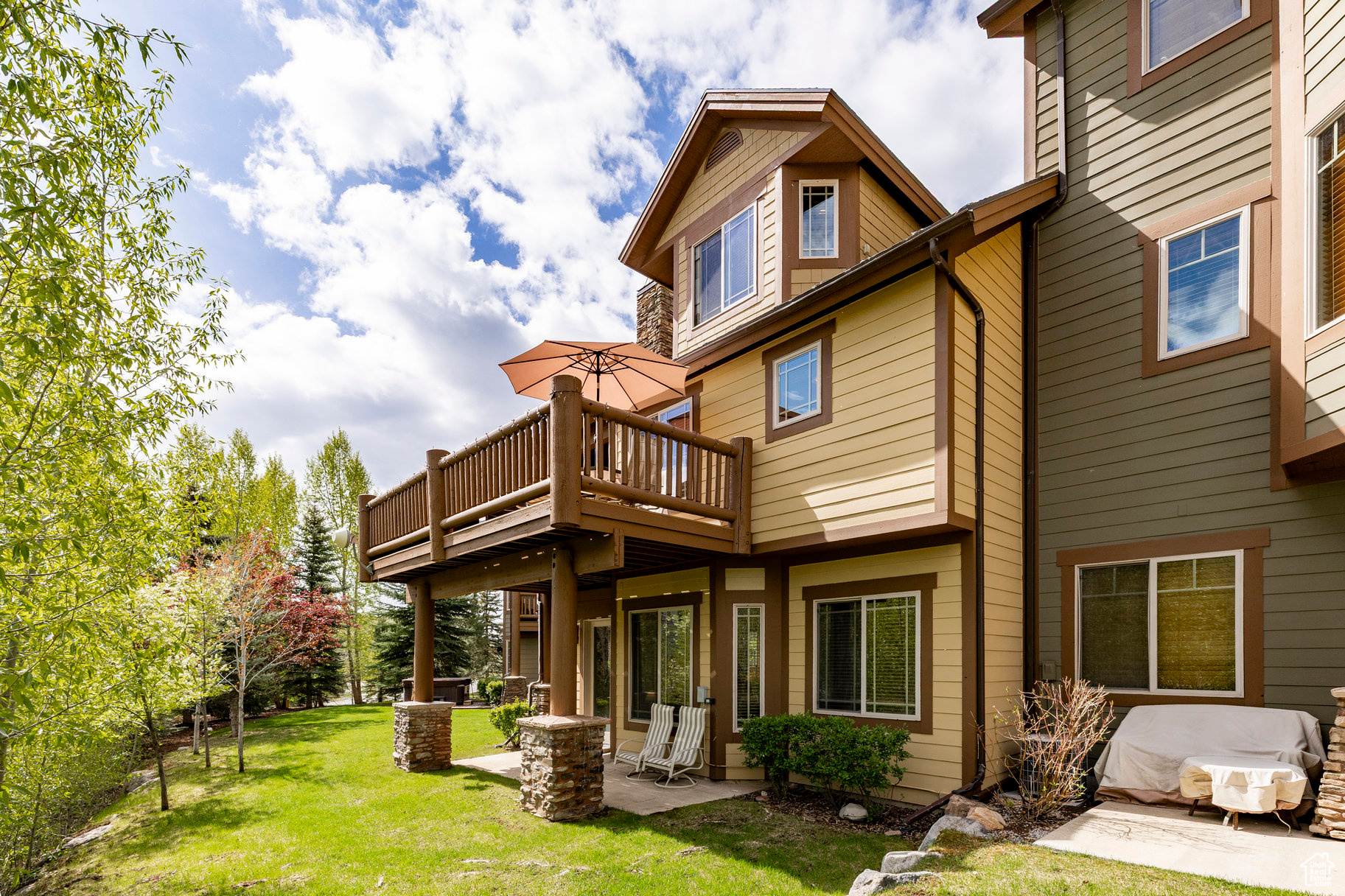 CANYON LINKS - Residential