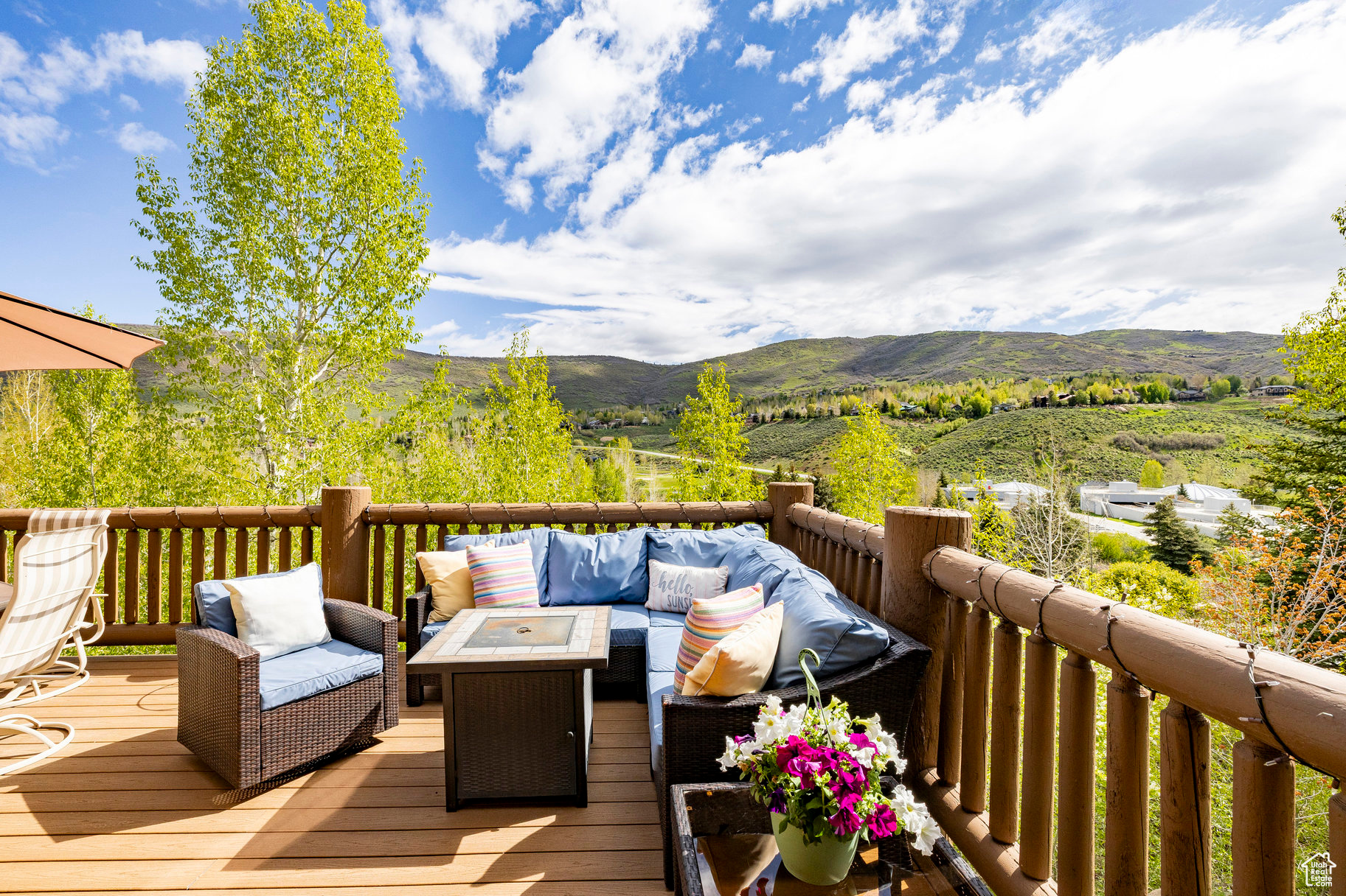 CANYON LINKS - Residential