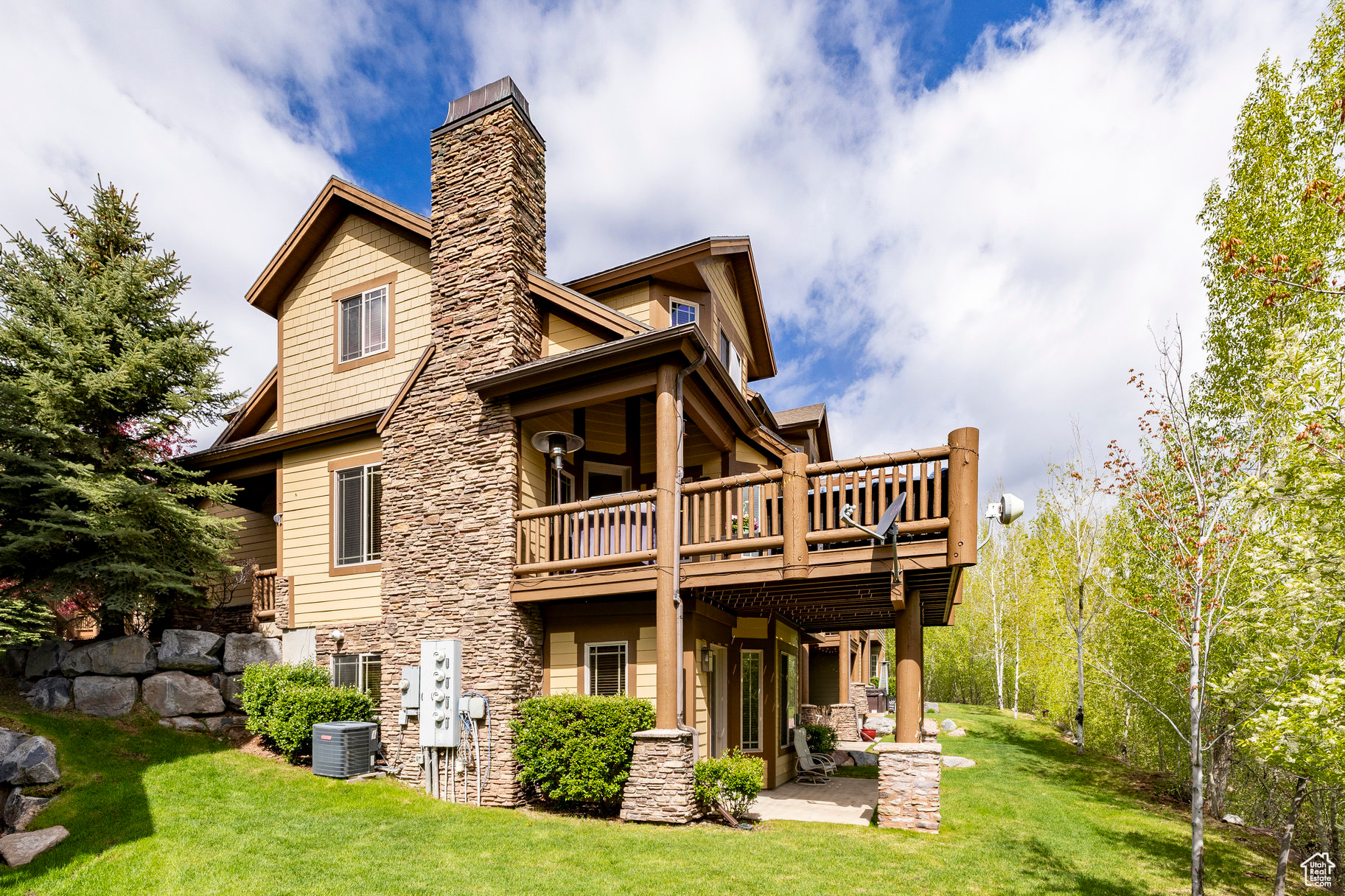 CANYON LINKS - Residential