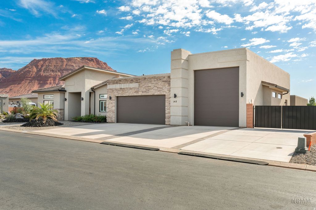Photo of 143 S 660 W #56, Ivins, UT 84738 (MLS # 2152637)