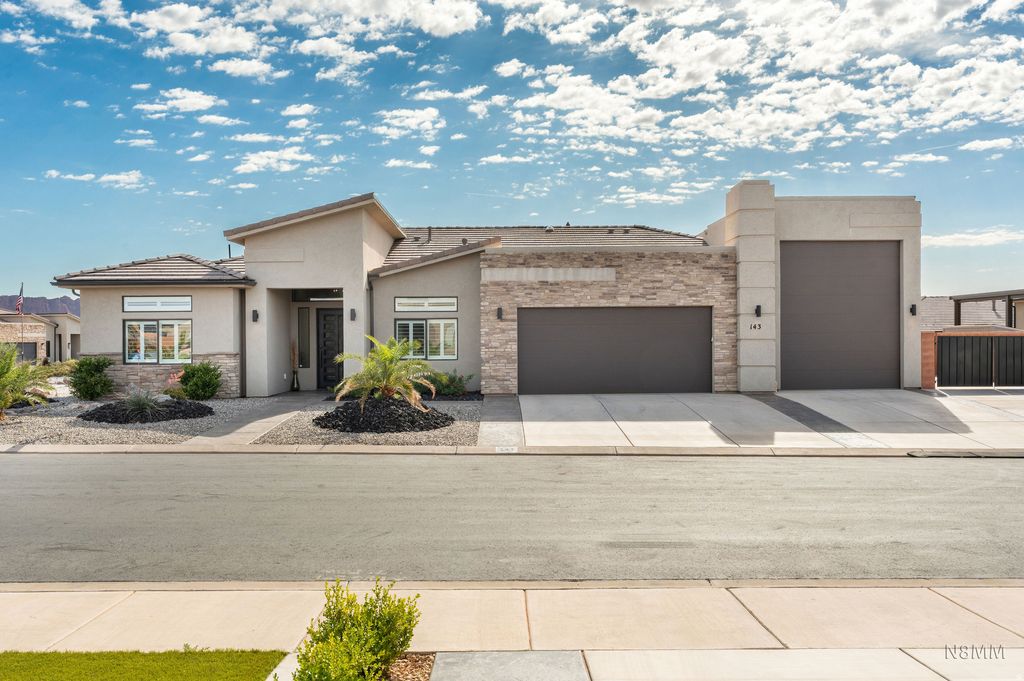 Photo of 143 S 660 W #56, Ivins, UT 84738 (MLS # 2152637)