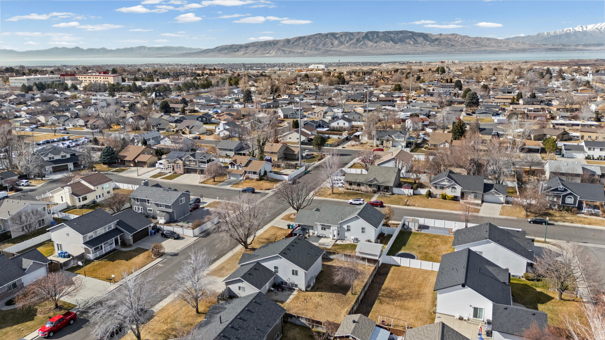 ARLINGTON PARK - Residential