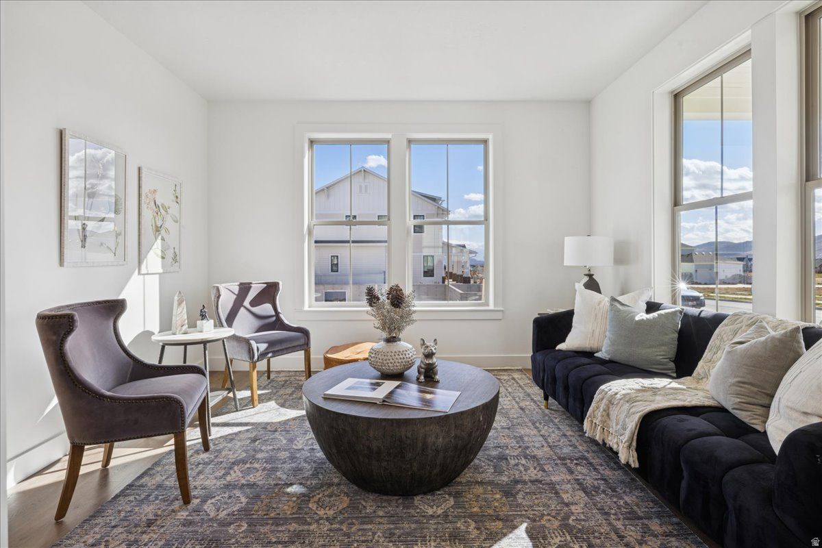 DAYBREAK - Residential