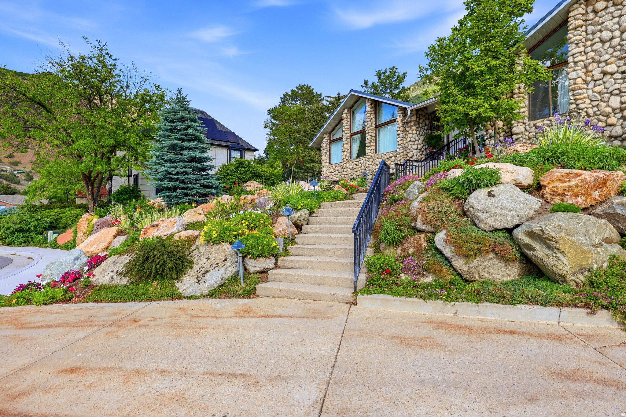 PROSPECTOR HILL - Residential