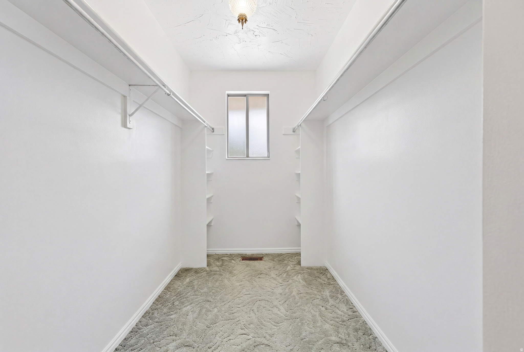 PROSPECTOR HILL - Residential