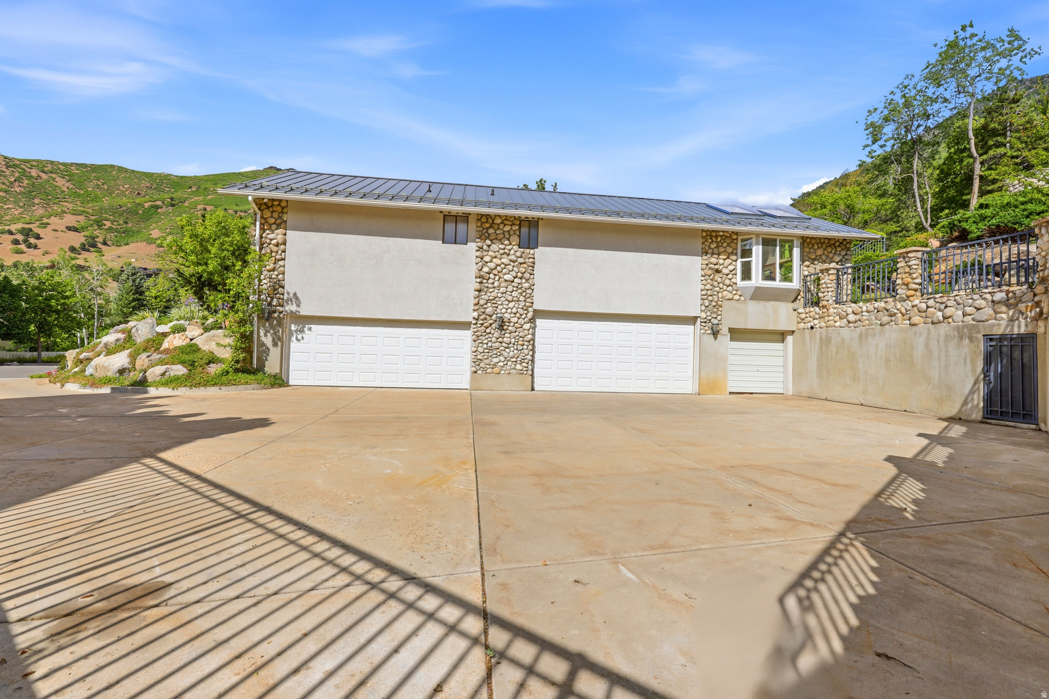 PROSPECTOR HILL - Residential
