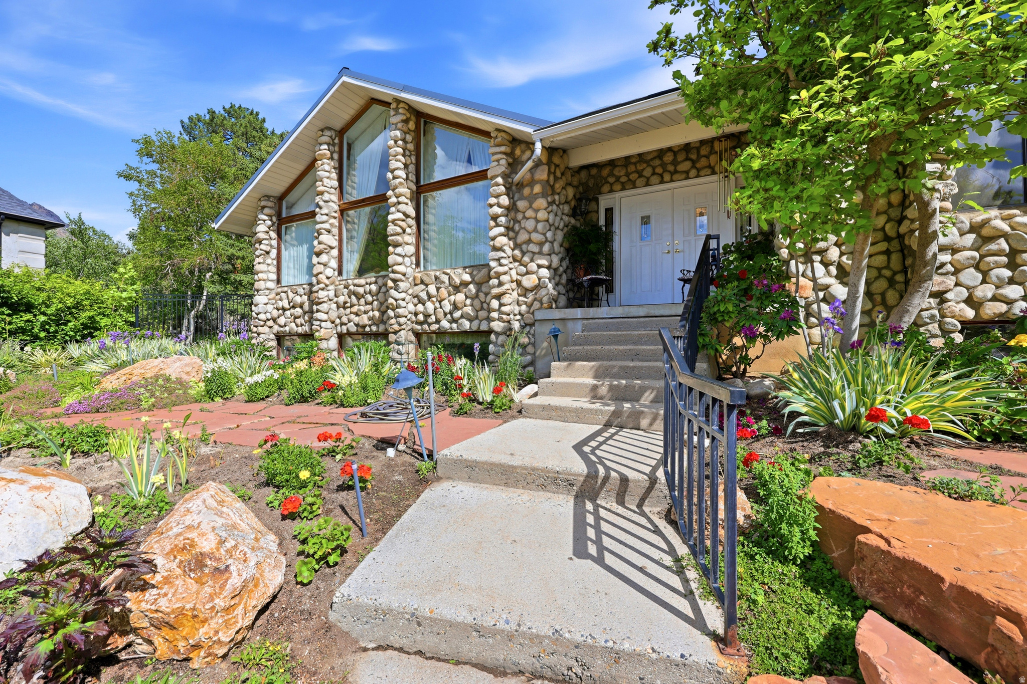 PROSPECTOR HILL - Residential