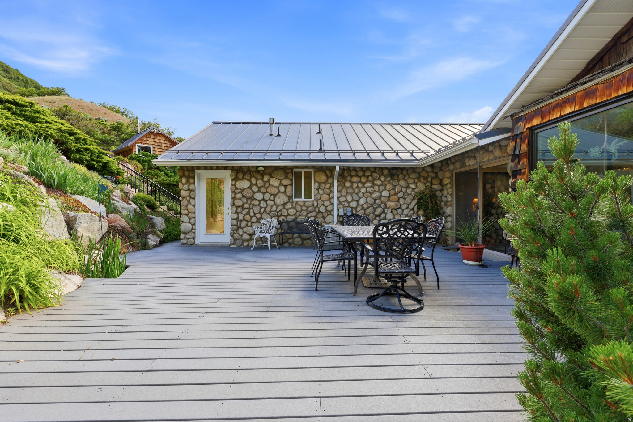 PROSPECTOR HILL - Residential