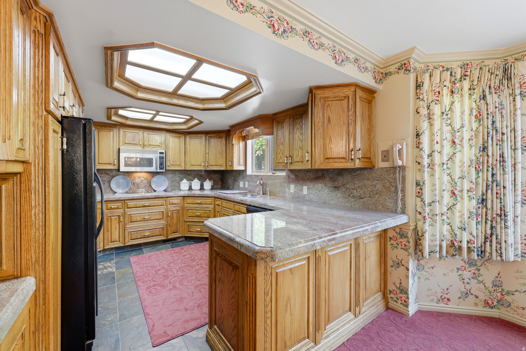 PROSPECTOR HILL - Residential
