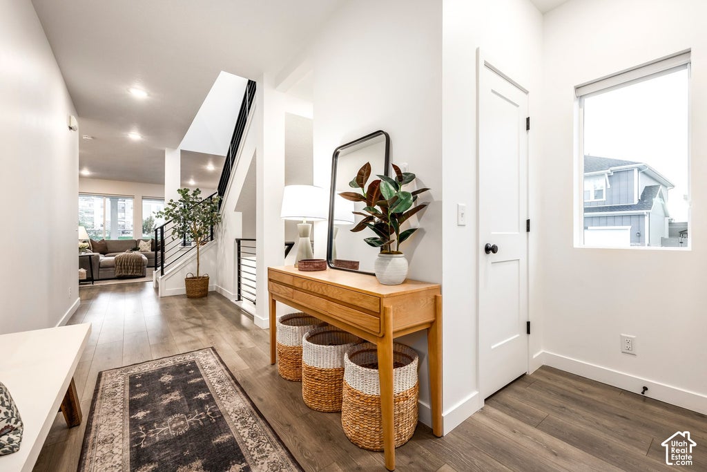 Photo of 252 E BELLIS CT #117, Draper, UT 84020 (MLS # 2191624)