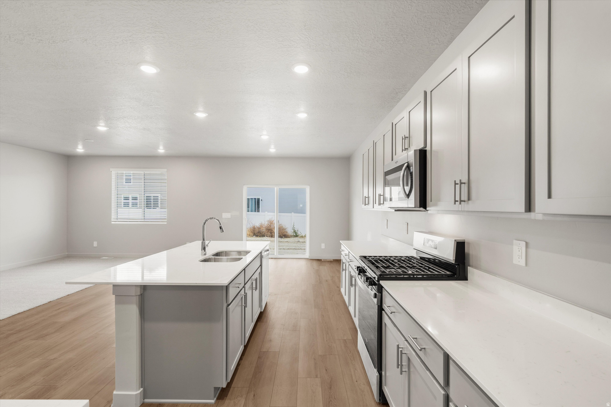 STRATTON ACRES - Residential