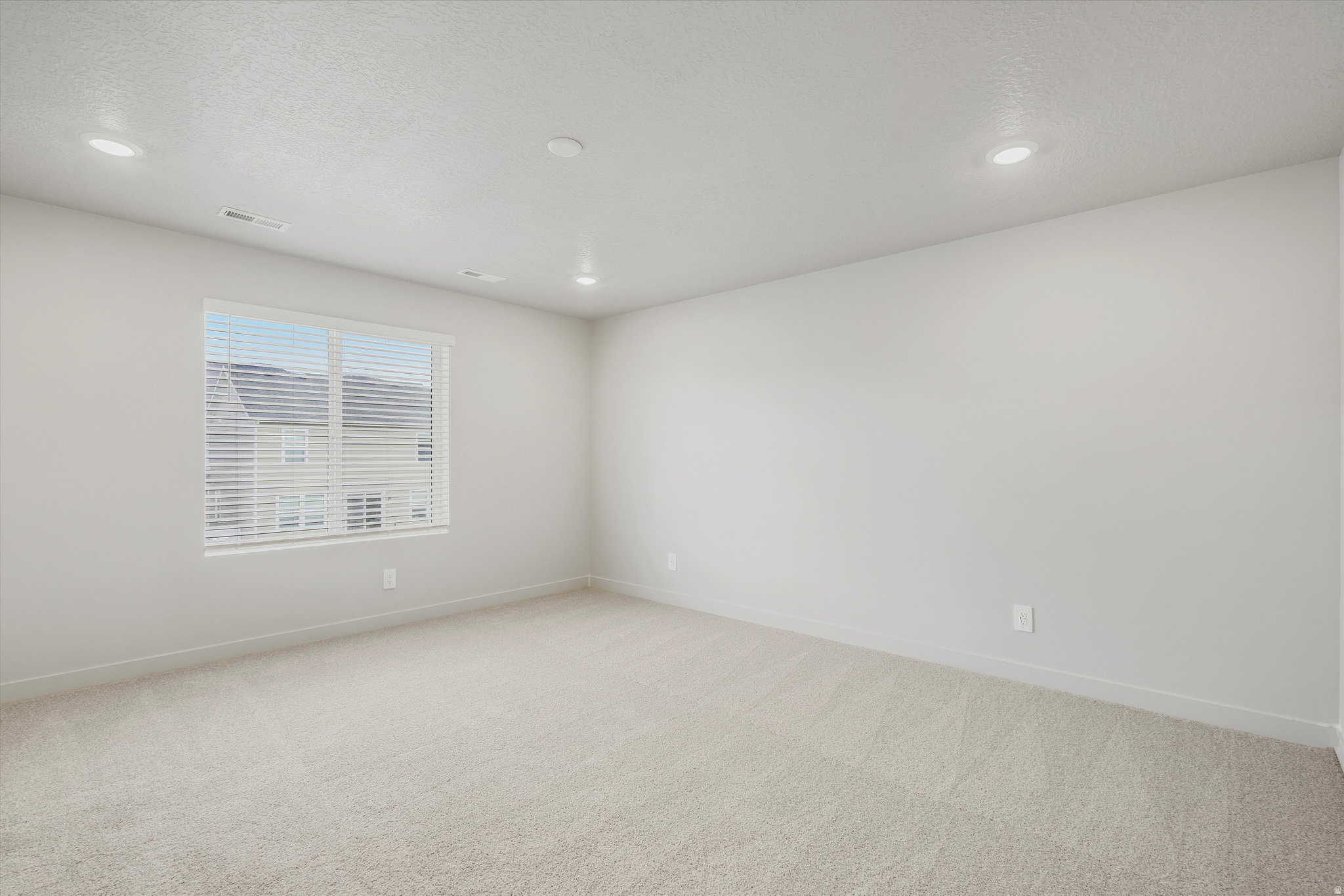 STRATTON ACRES - Residential