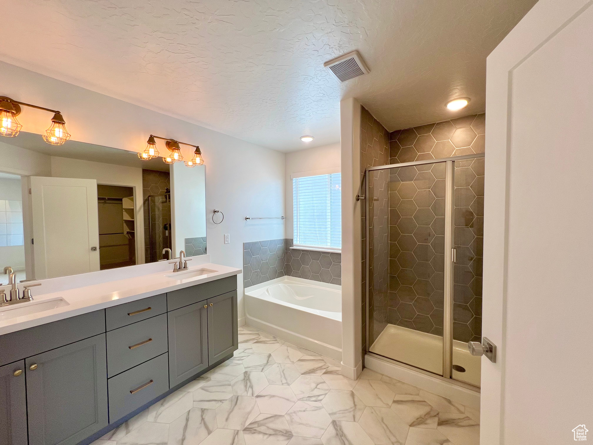 JACKSON - Residential