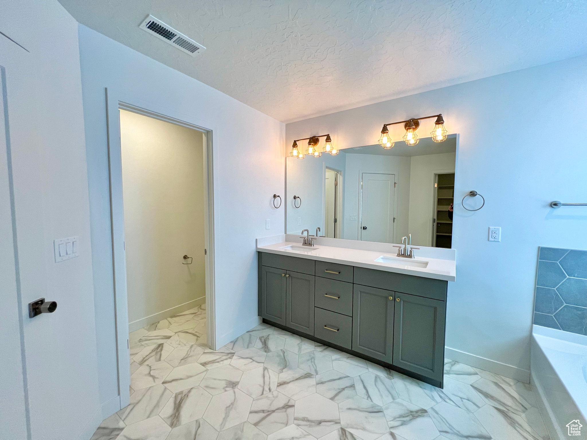 JACKSON - Residential