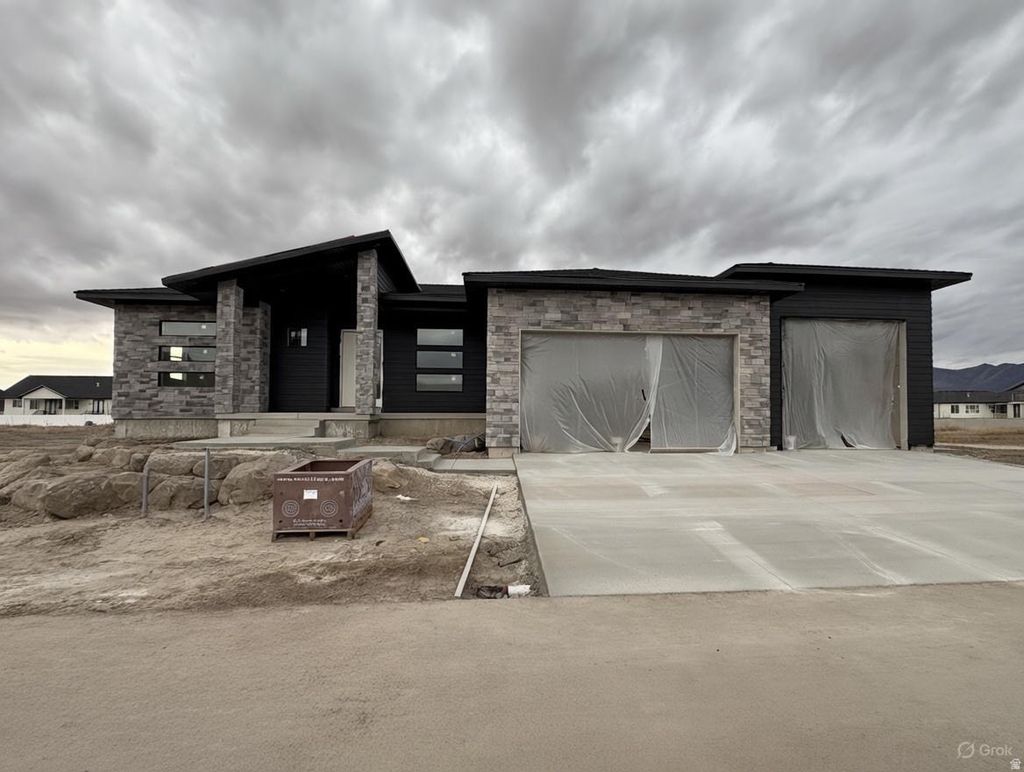 Photo of 4021 N MAJOR ST, Eagle Mountain, UT 84005 (MLS # 2128563)