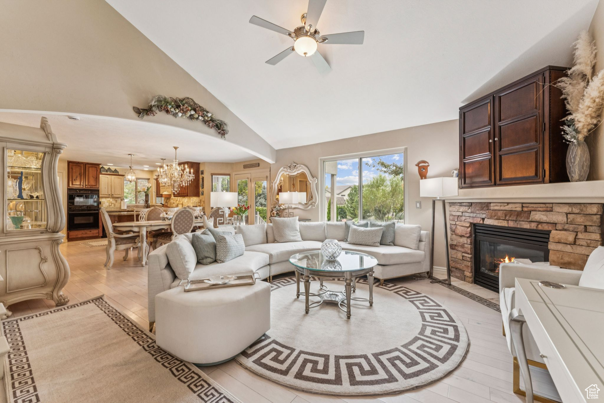 PONDEROSA ESTATES - Residential