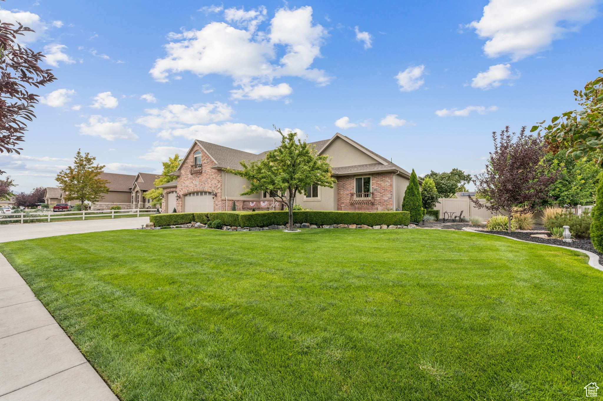 PONDEROSA ESTATES - Residential