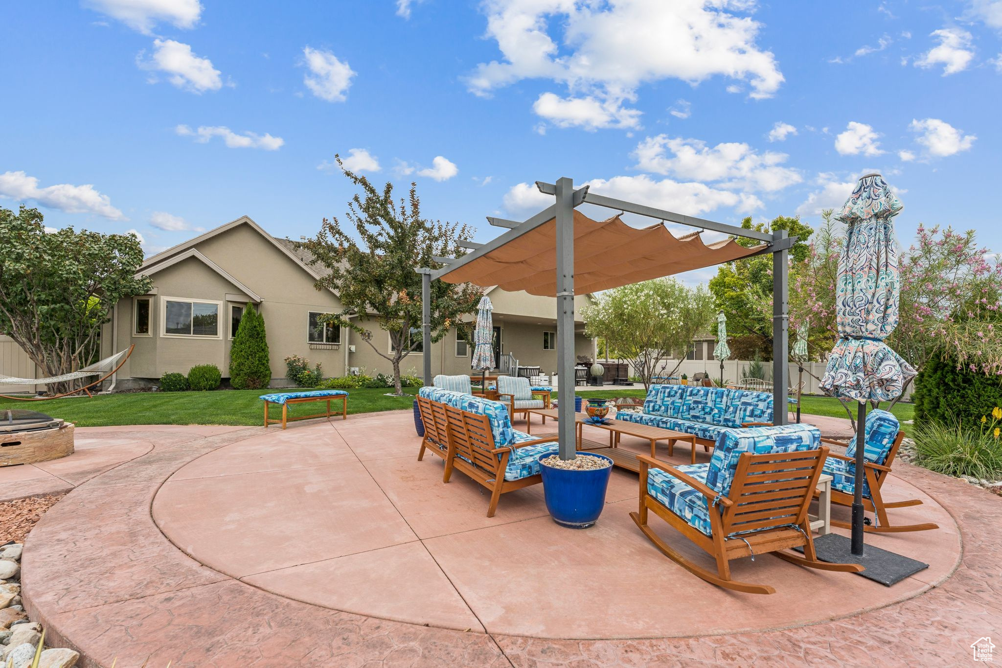 PONDEROSA ESTATES - Residential