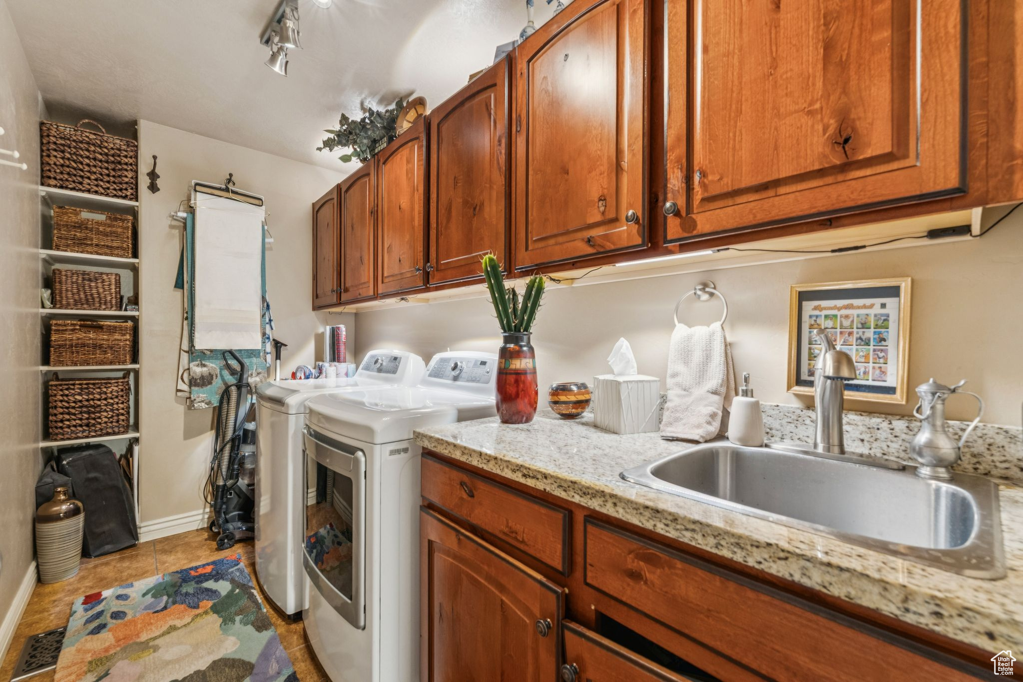 PONDEROSA ESTATES - Residential