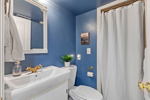 Tiny photo for 140 E 650 N, Bountiful, UT 84010 (MLS # 2121110)