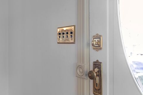 Tiny photo for 140 E 650 N, Bountiful, UT 84010 (MLS # 2121110)