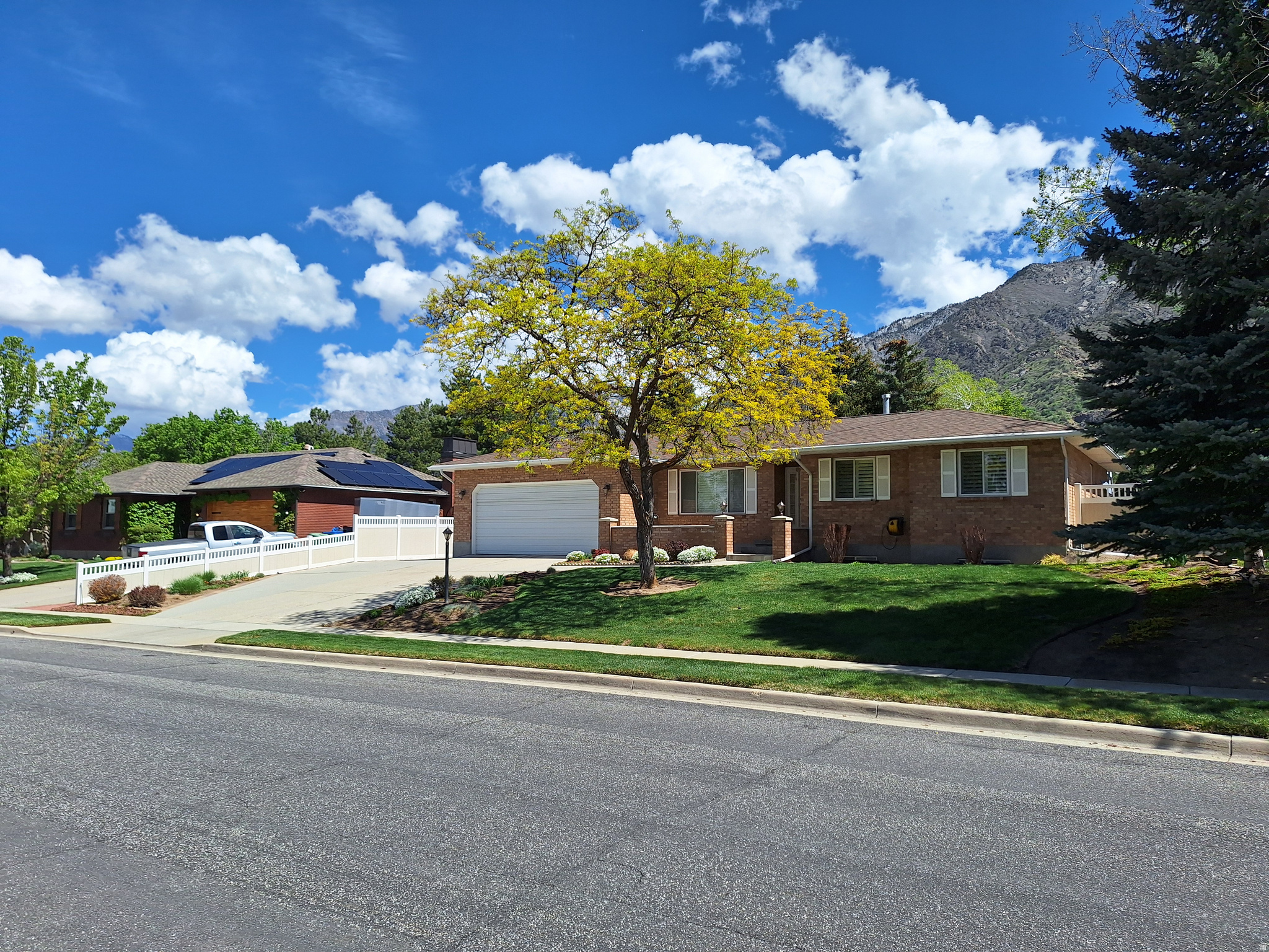 VILLAGE - Residential