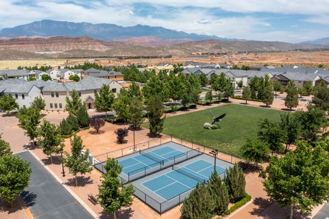 Tiny photo for 1460 S WINDSOR PKWY W, Hurricane, UT 84737 (MLS # 2127874)