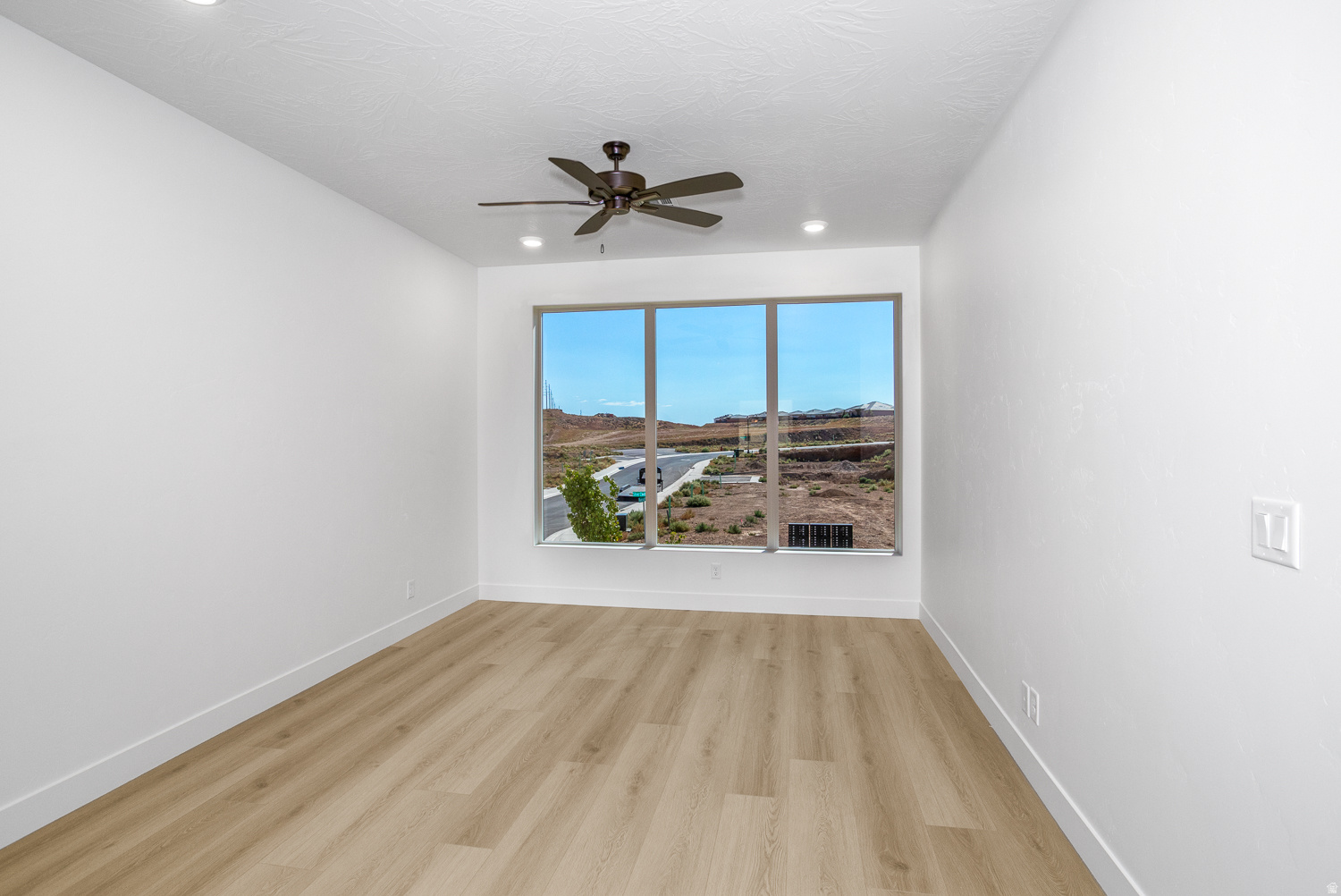 BECCO CREEK TOWNHOMES AT DIVARIO - Residential