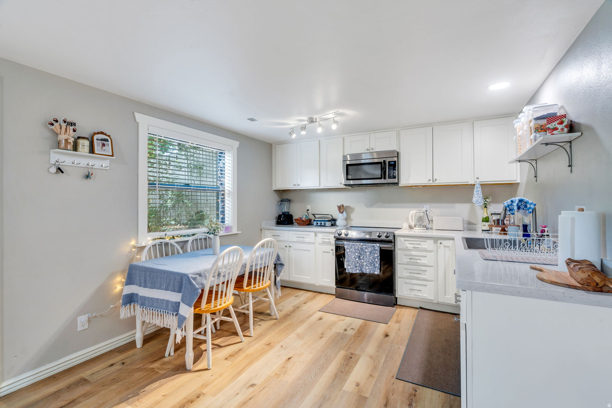 HERITAGE ESTATES - Residential