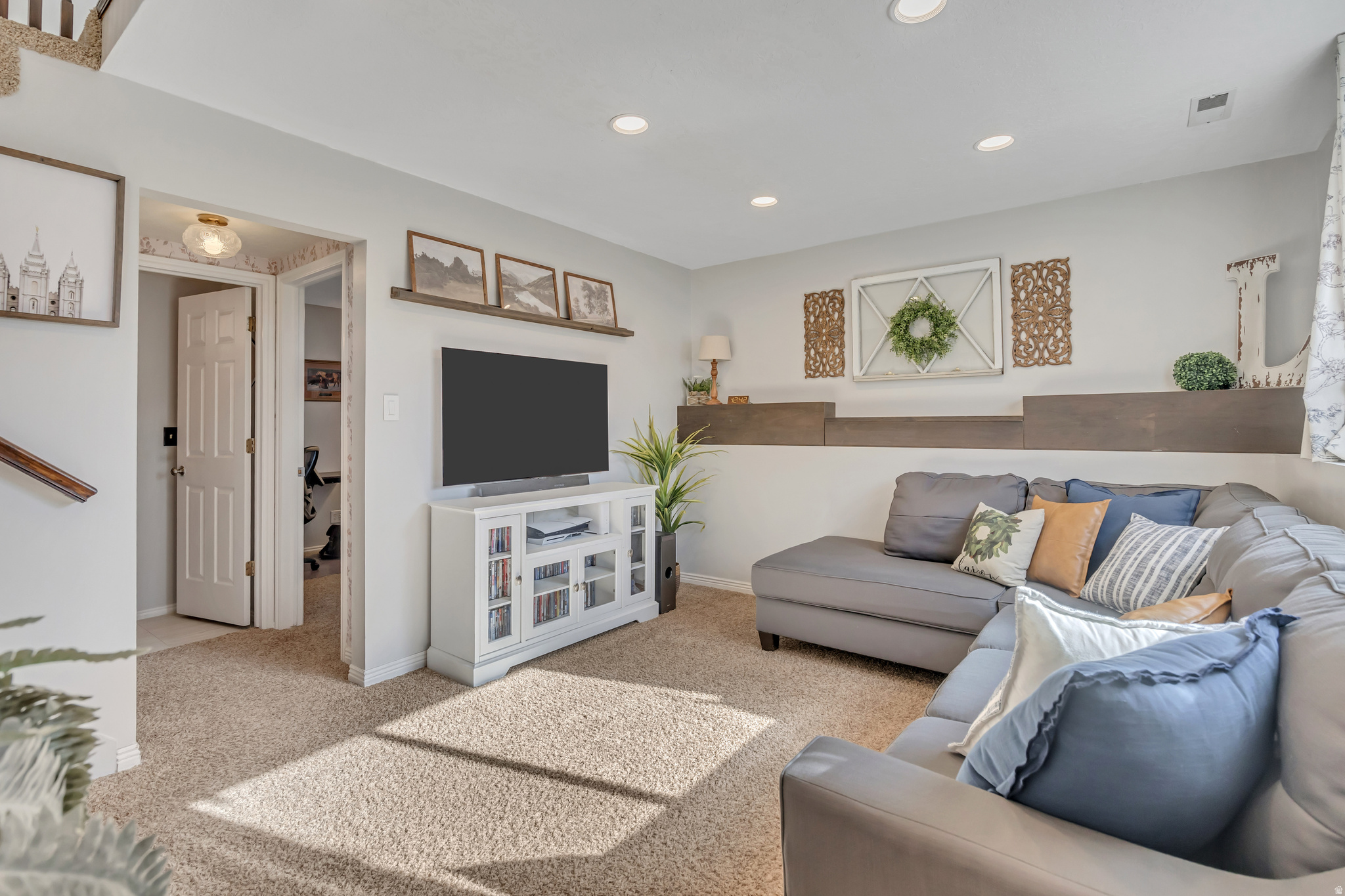 SUNTREE MEADOWS - Residential