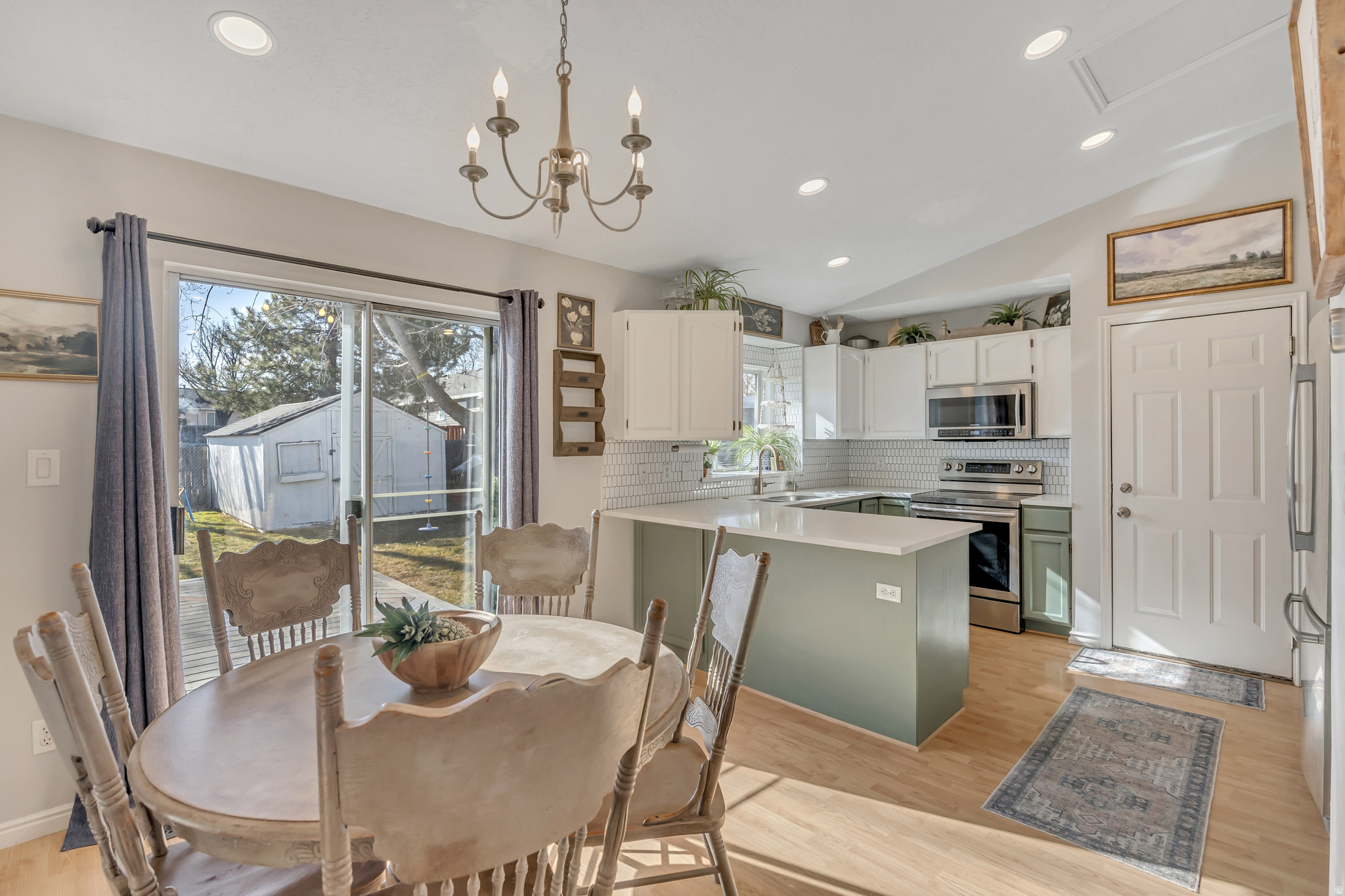 SUNTREE MEADOWS - Residential