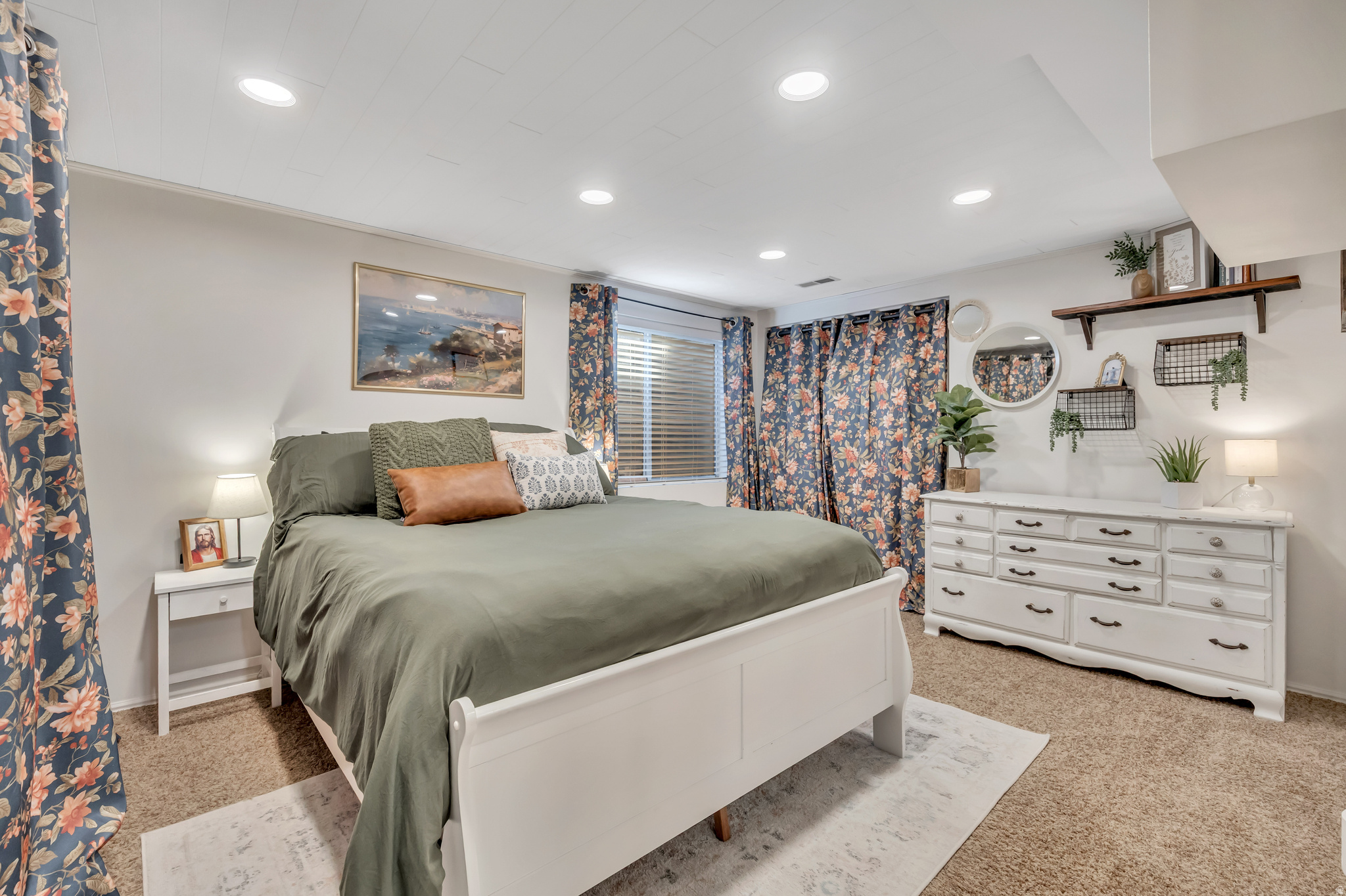 SUNTREE MEADOWS - Residential