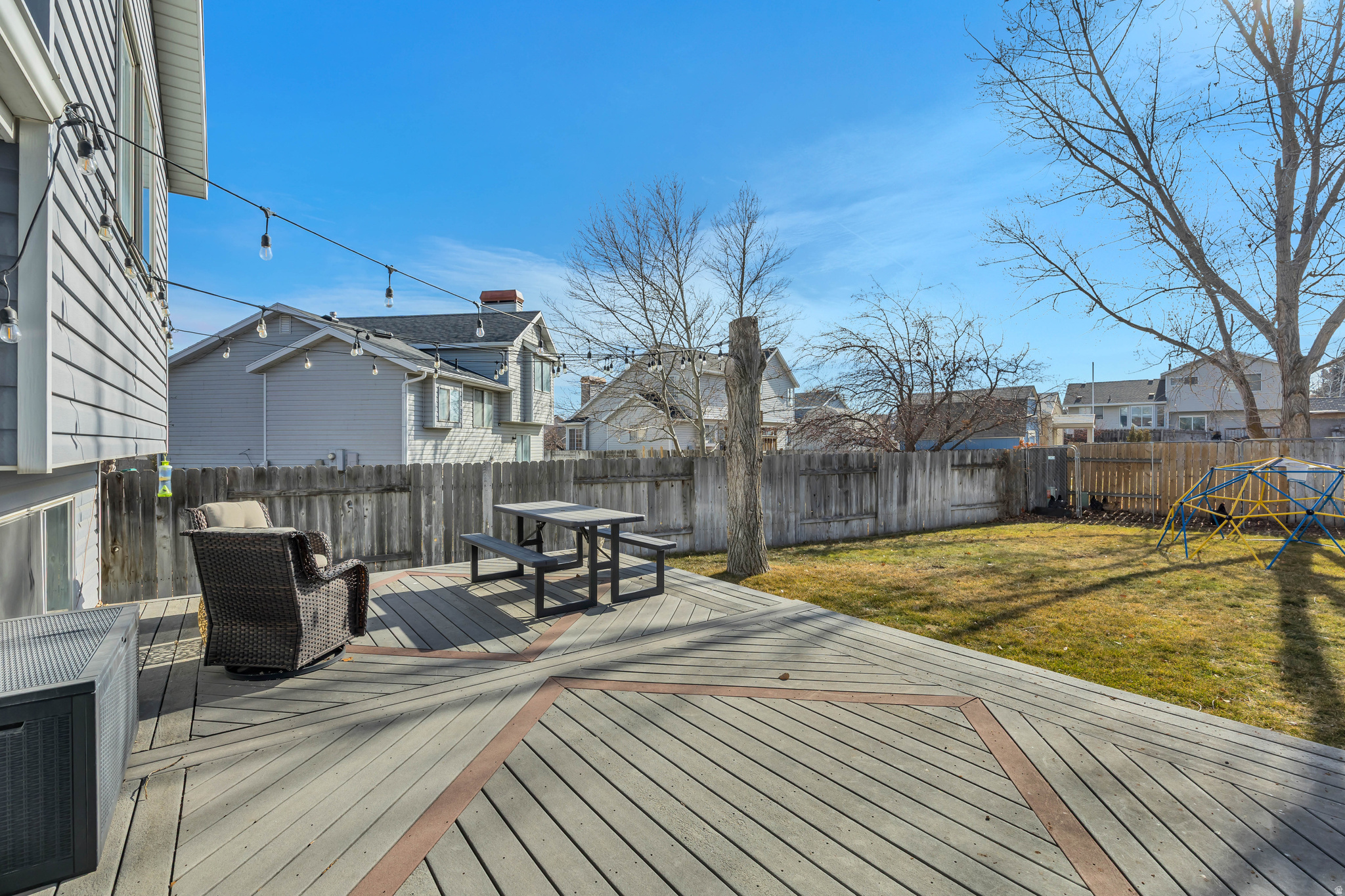 SUNTREE MEADOWS - Residential