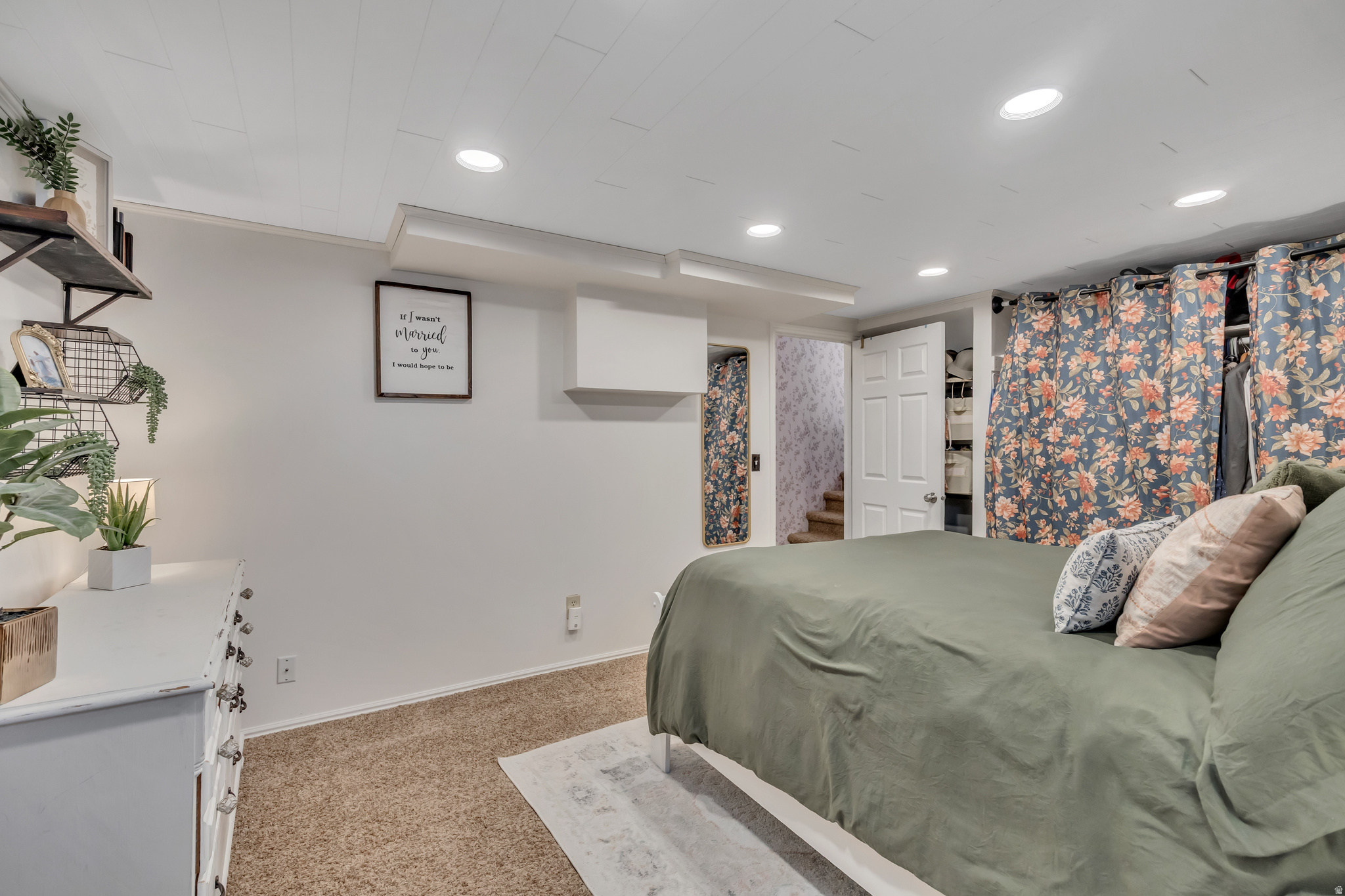 SUNTREE MEADOWS - Residential